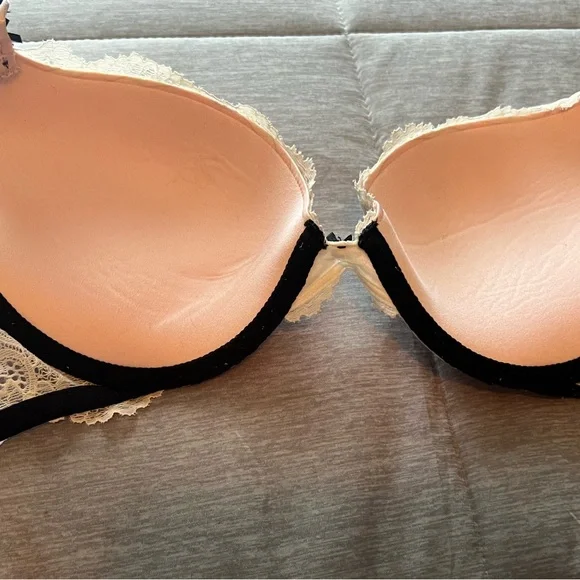 Victoria's Secret Striped Lace Bra - Cream, Pink, and Black - Picture 2 of 6